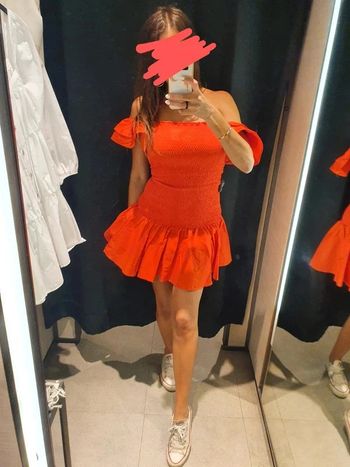 Zara robe smockée taille S