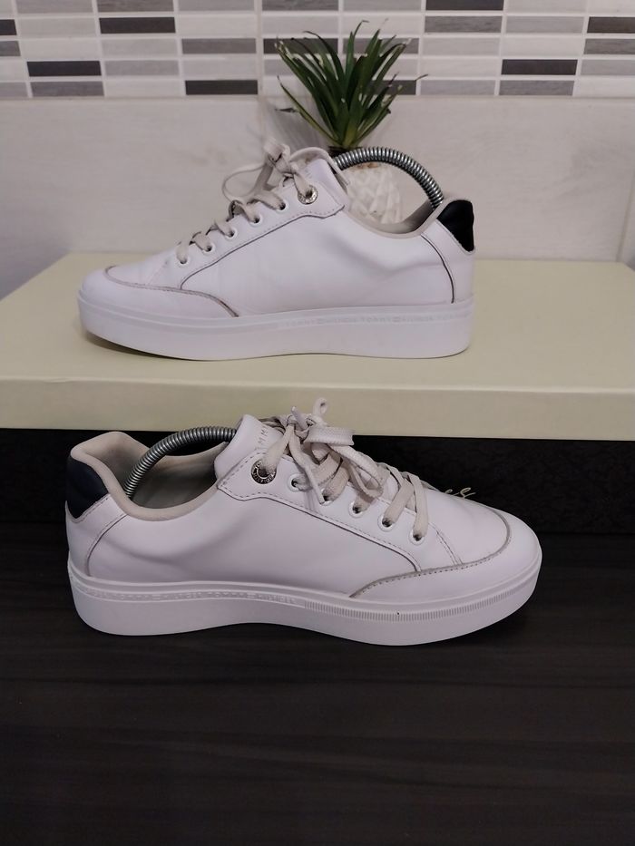 Baskets tommy hilfiger taille 37 - photo numéro 3