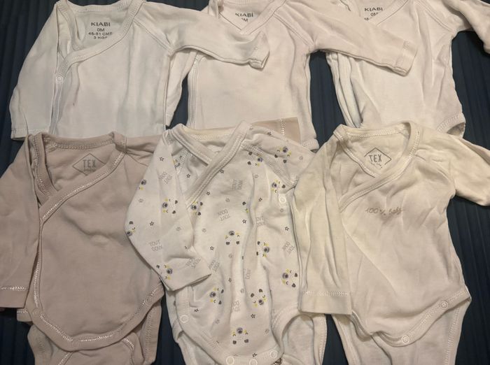 Lot bodies naissance