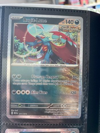 Carte Pokémon holographique neuf