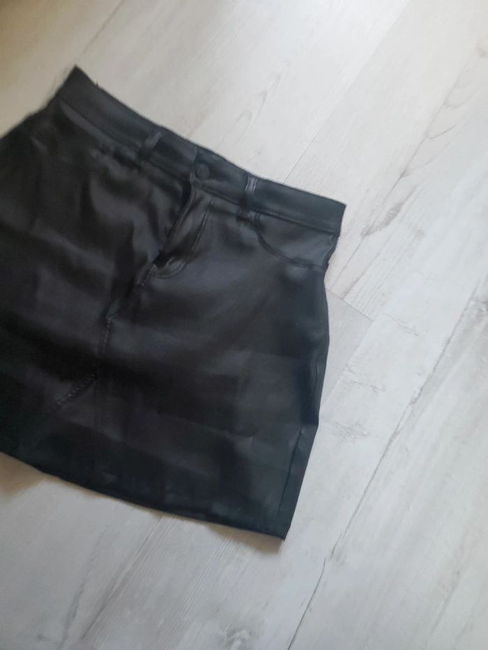 Jupe simili cuir primark - photo numéro 2