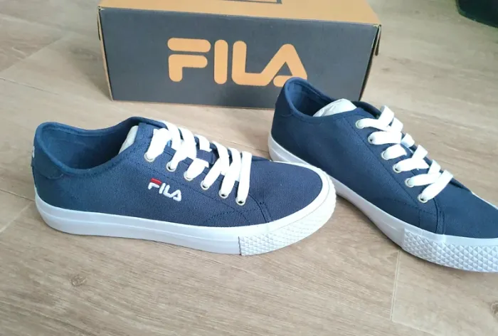 Baskets FILA taille 39 neuves - photo numéro 3