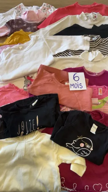 Lot pull léger fille 6 mois