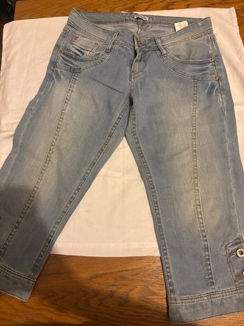 Pantalon court femme 