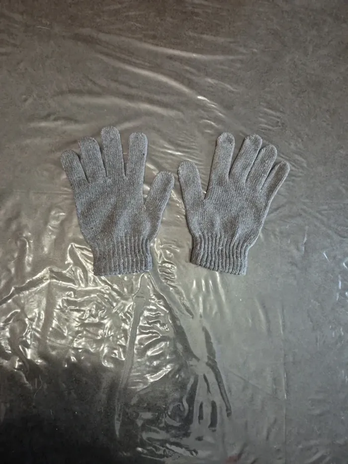Paire de gants - photo numéro 2