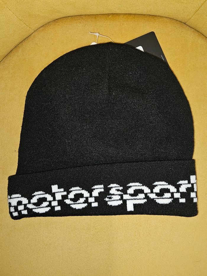 Bonnet neuf taille unique