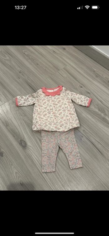 Ensemble bébé fille mon premier major 1 mois très bon état