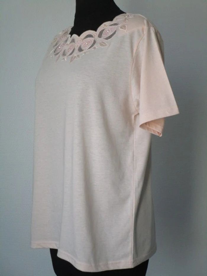 T-shirt vintage saumon 42 TBE - photo numéro 5