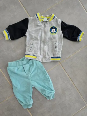 Ensemble jogging mickey