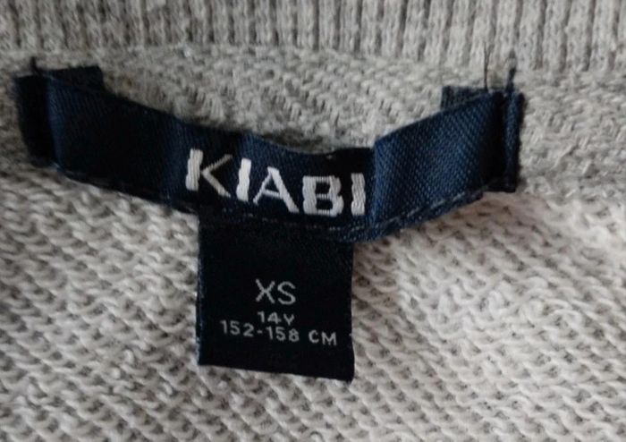 Sweat gris Kiabi taille 14 ans - photo numéro 5