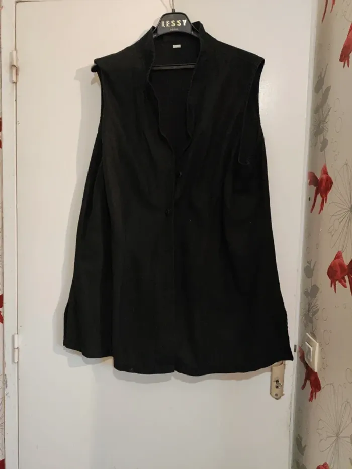 Chemise sans manche noir  taille 58Haut - photo numéro 2