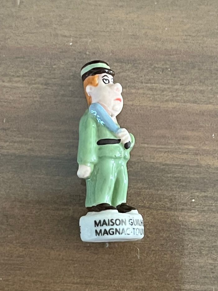 Fève Le Gendarme - photo numéro 4