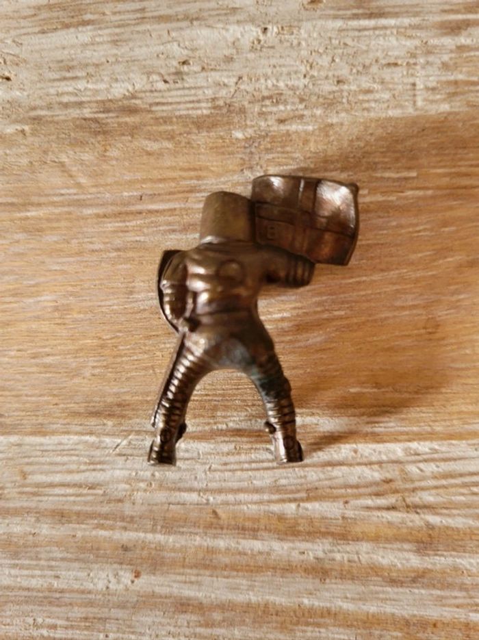 Lot de 6 figurines Kinder calendrier de l'avent Noël piñata anniversaire - photo numéro 4