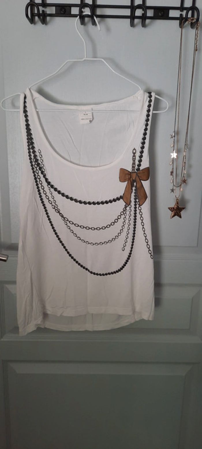 T-shirt imprimé bijoux