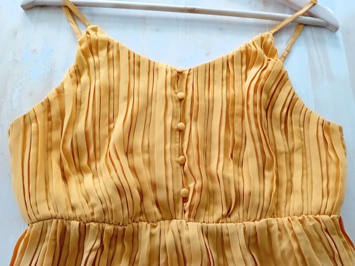 Superbe robe longue couleur jaune orange - photo numéro 3
