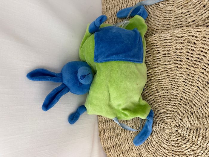 Doudou lapin semi-plat coussin marque Air france - photo numéro 1