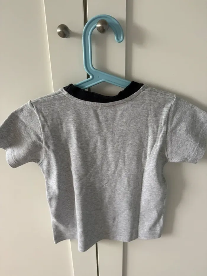 T-shirt petit bateau 4 ans - photo numéro 2