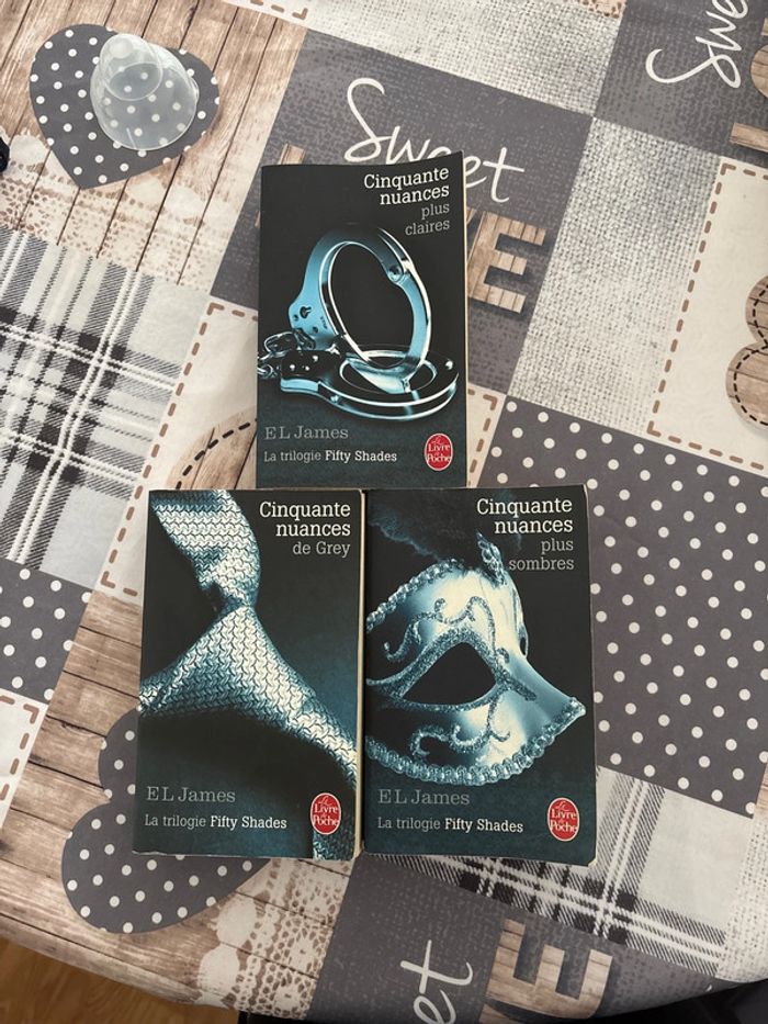 Lot de 3 livres Cinquante Nuances - photo numéro 2