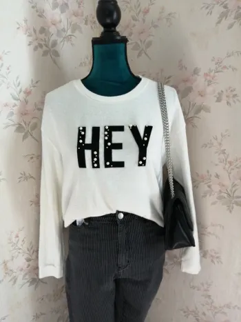 Pull fin doux crème à message hey avec perles / jennyfer / (L)