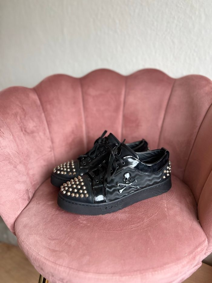👉 Baskets noires à clous TMBG – Taille 42 – Style rock chic 🖤 - photo numéro 5