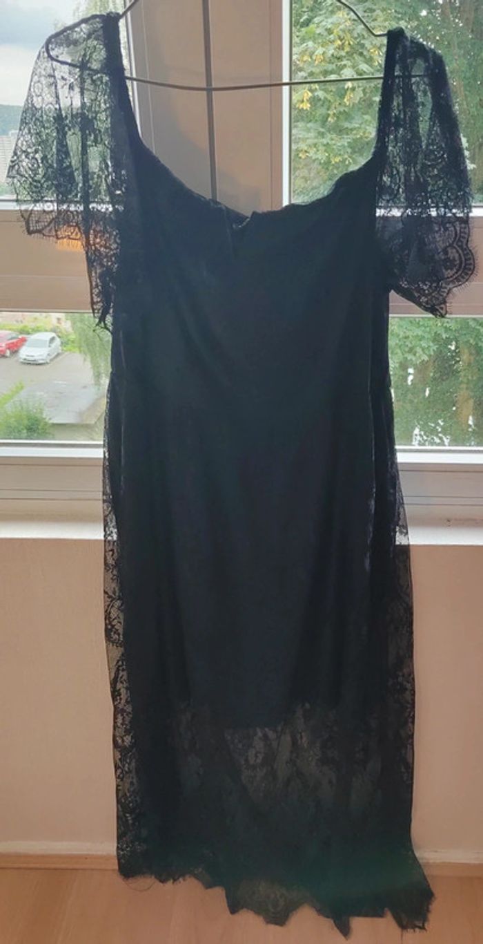Robe en dentelle