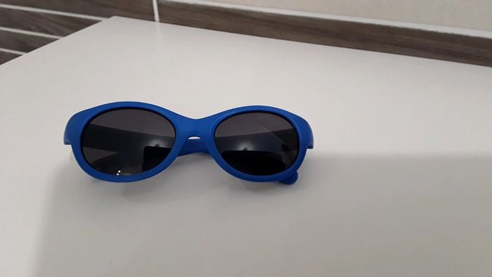Lunettes de soleil - photo numéro 3
