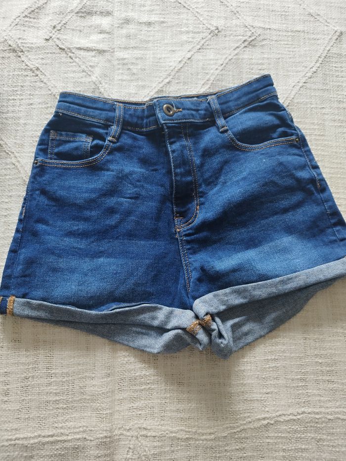 Lot de trois shorts en jeans - photo numéro 4