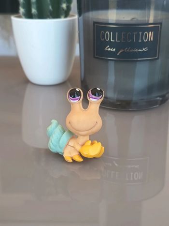Littlest Pet Shop #1109
Yellow mint hermit crab