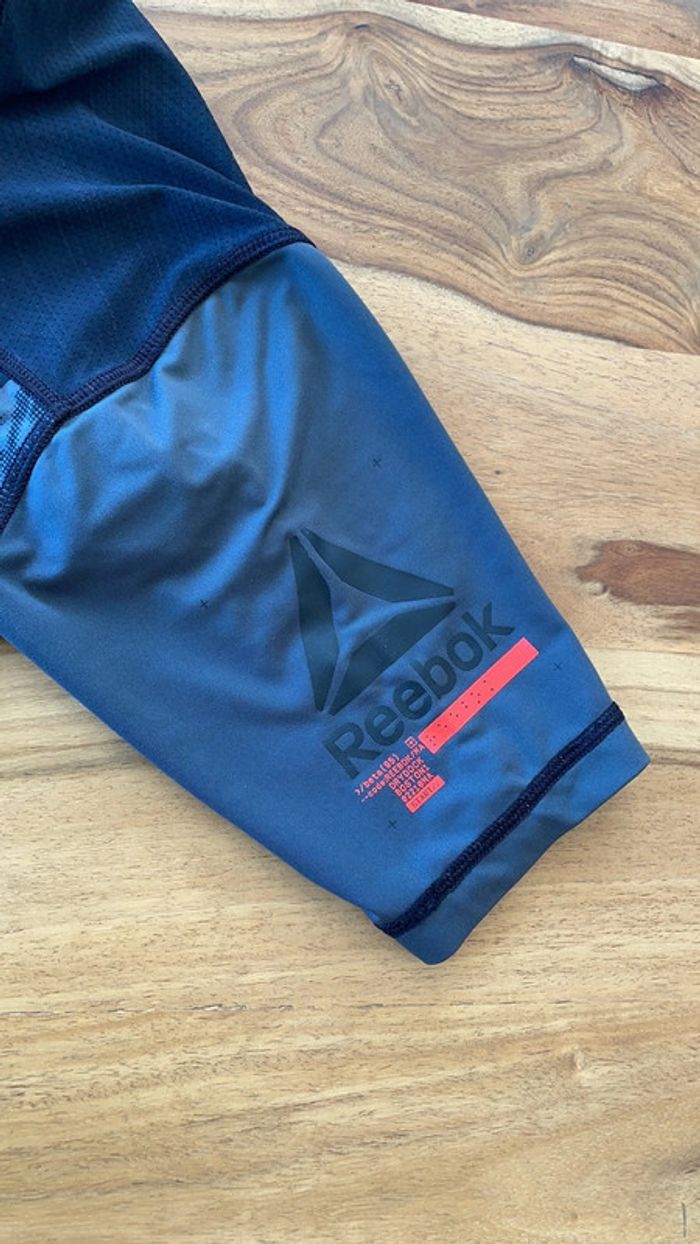 T-shirt reebok Taille M neuf - photo numéro 2