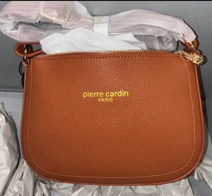 Sac à main Pierre CARDIN - photo numéro 2