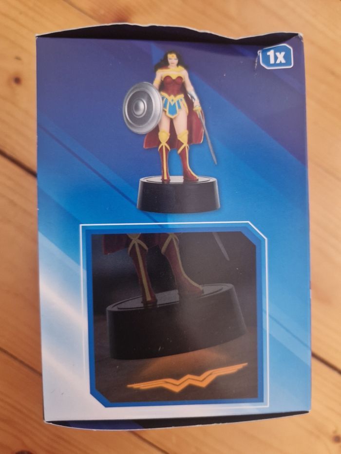 Figurine Wonder woman - photo numéro 2