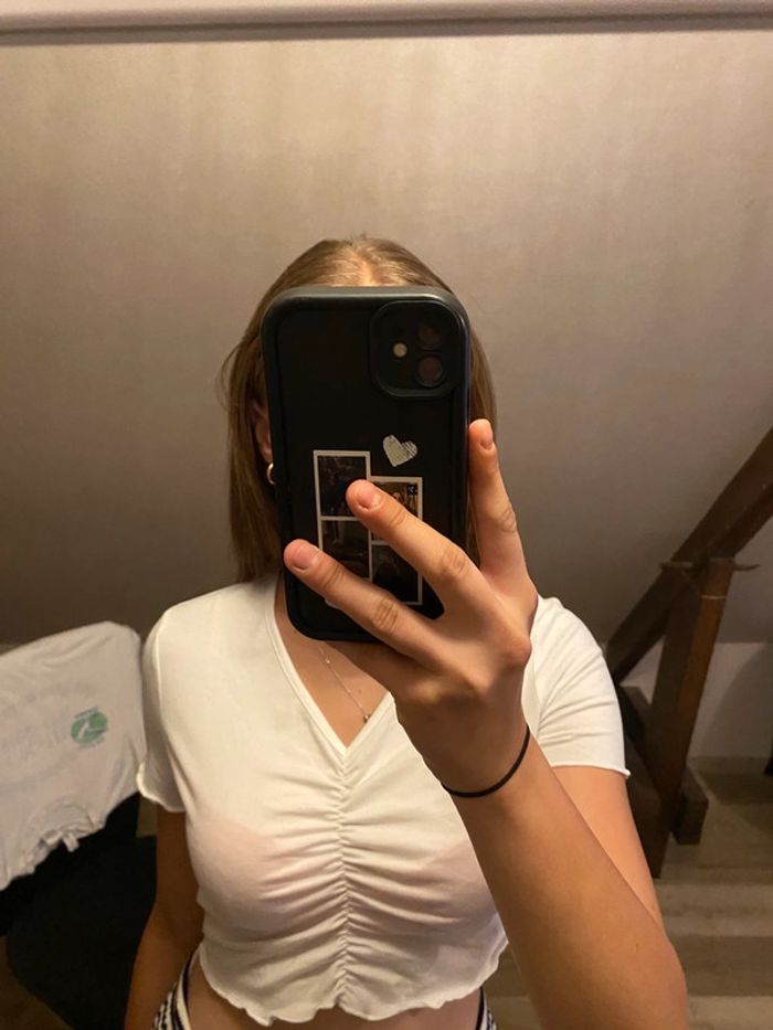 CROP, top, court blanc, col. V. - photo numéro 2