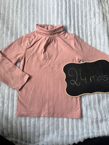 Sous pull Kiabi 24 mois