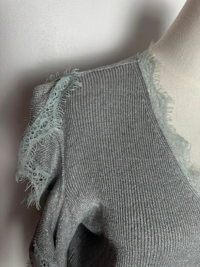 🌸Pull côtelé Millenium - argenté - épaules dénudées - taille unique - dentelle 🌸 - photo numéro 3