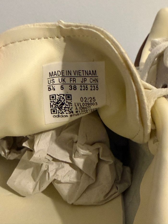 Adidas Samba OG | Blanche, Beige - photo numéro 5