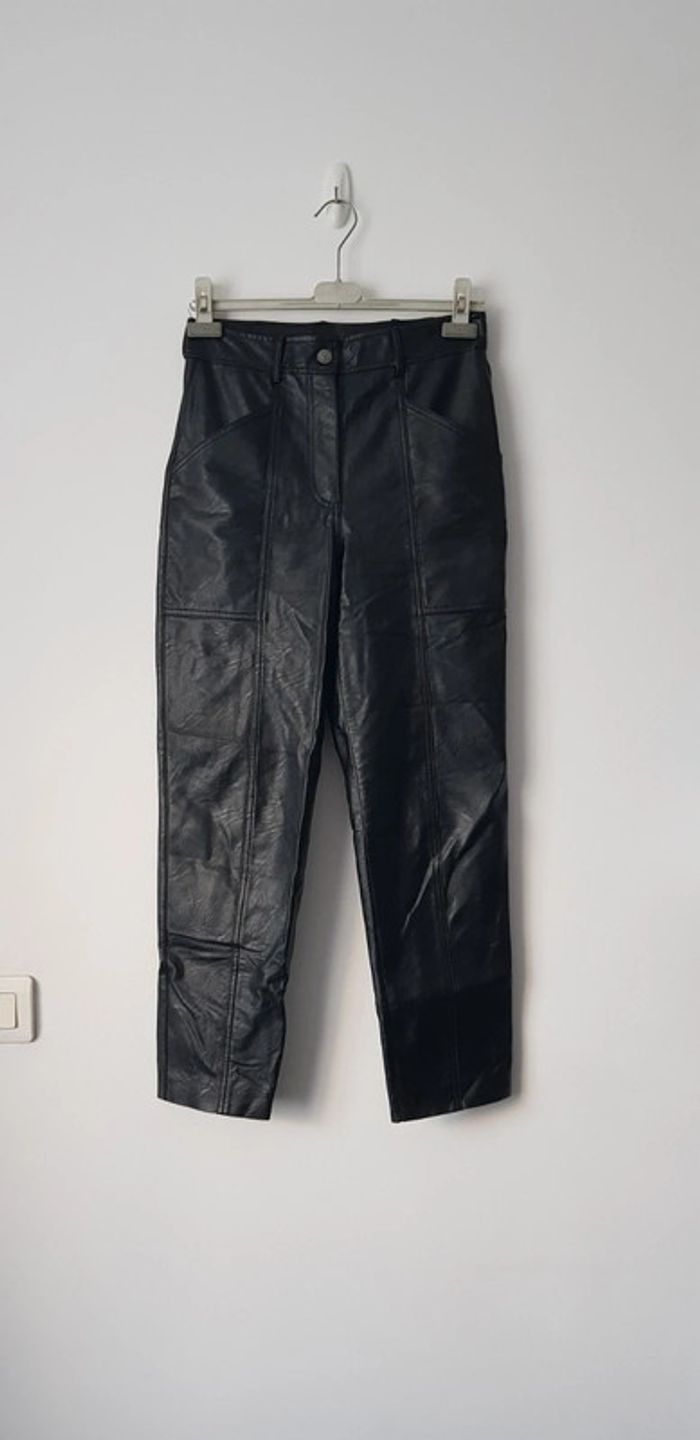 Pantalon effet cuir femme - T. 36