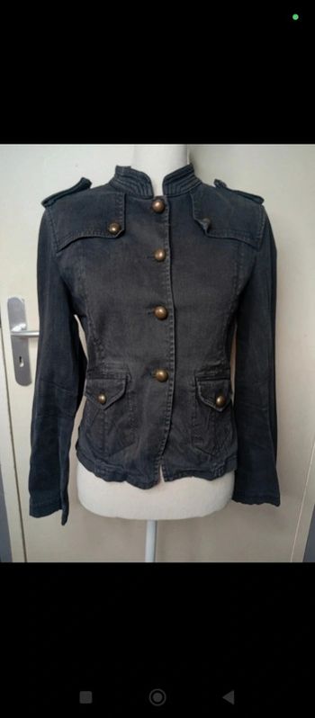Jolie veste taille L
