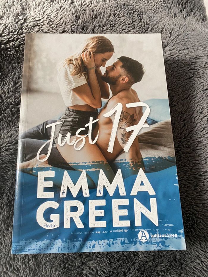 Livre « just 17 »
