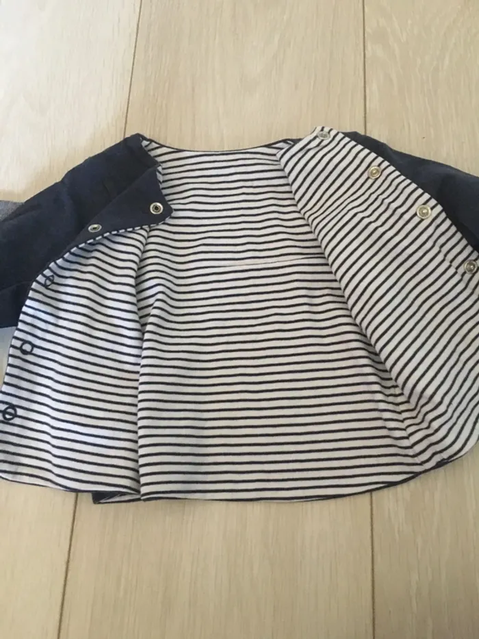 Lot gilets réversibles 6 mois obaibi - photo numéro 4