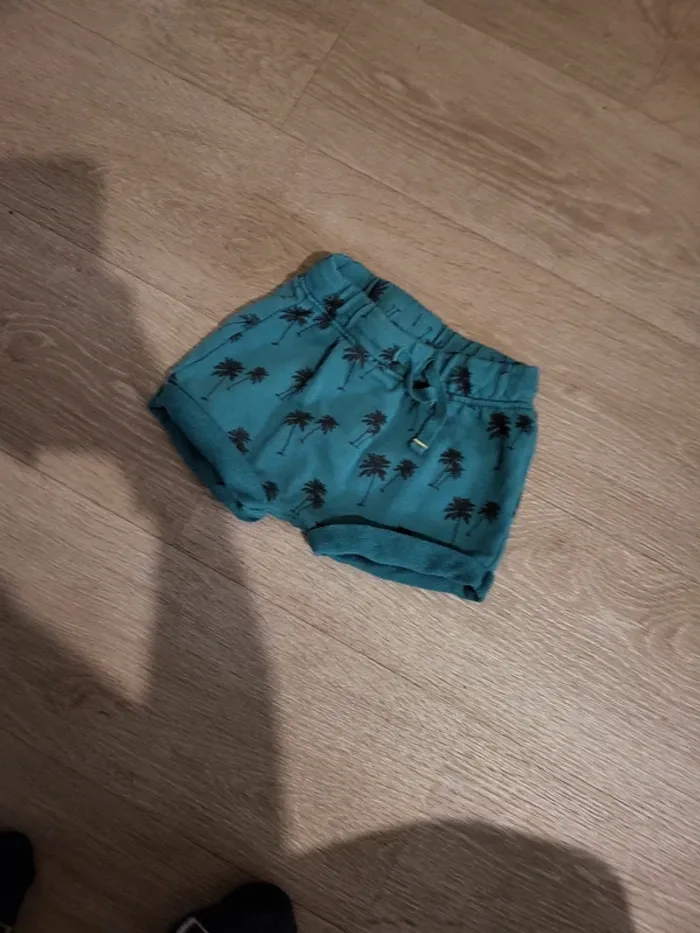 Short 12 mois