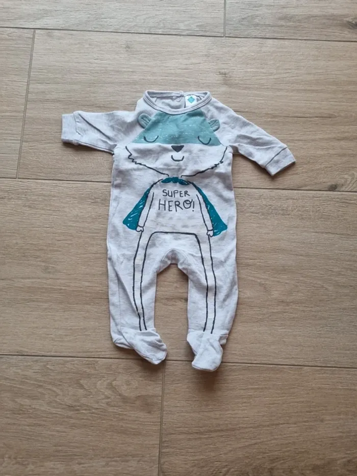 Pyjama 1mois TBE