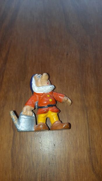 Figurine blanche (le graicheu)