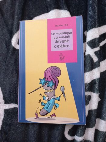 Livre pour enfant Le moustique qui voulait devenir célèbre