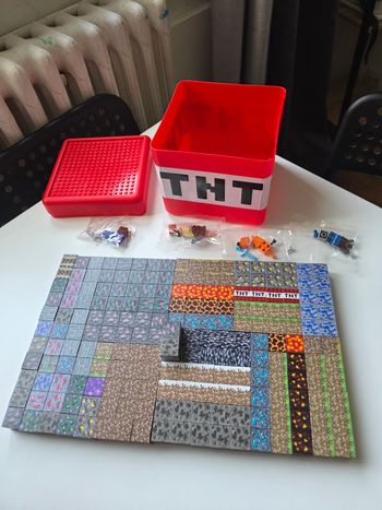 200 cubes aimantés magnetiques de minecraft avec 4 figurines et la boîte TNT
