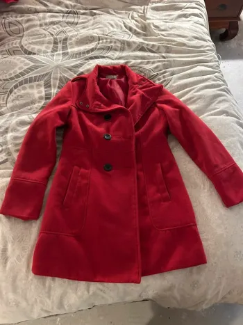 Manteau rouge