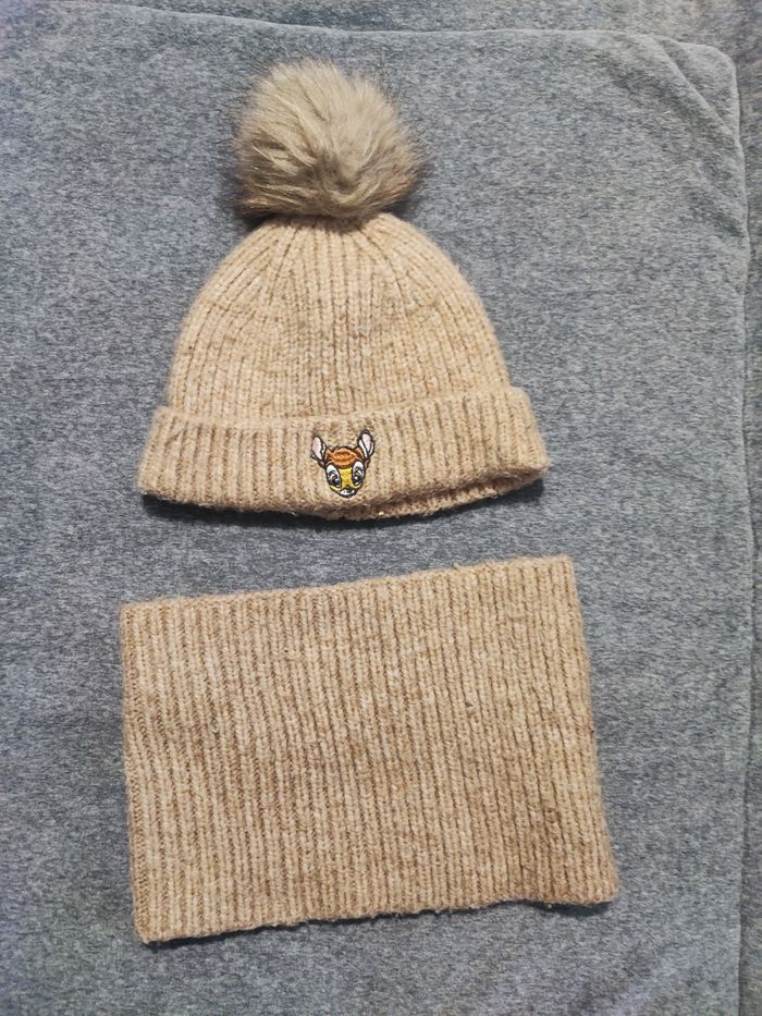 Ensemble bonnet et snood Bambi Disney taille 6/8 ans