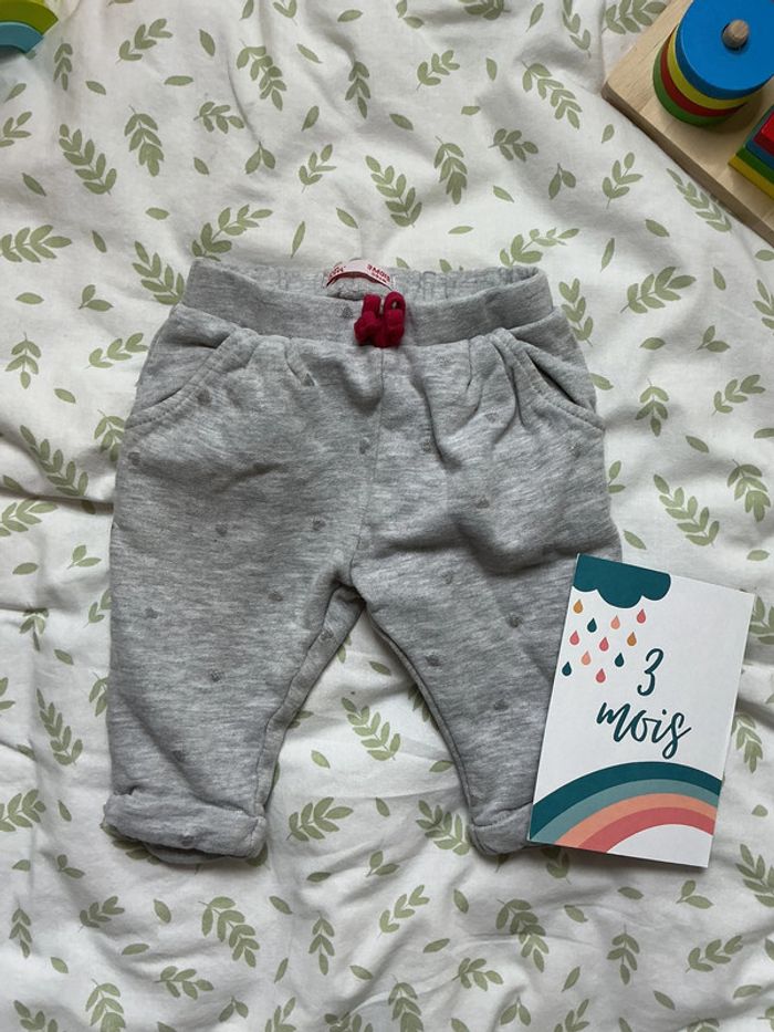 pantalon gris à motifs coeurs à paillettes du pareil au même 3 mois - photo numéro 2