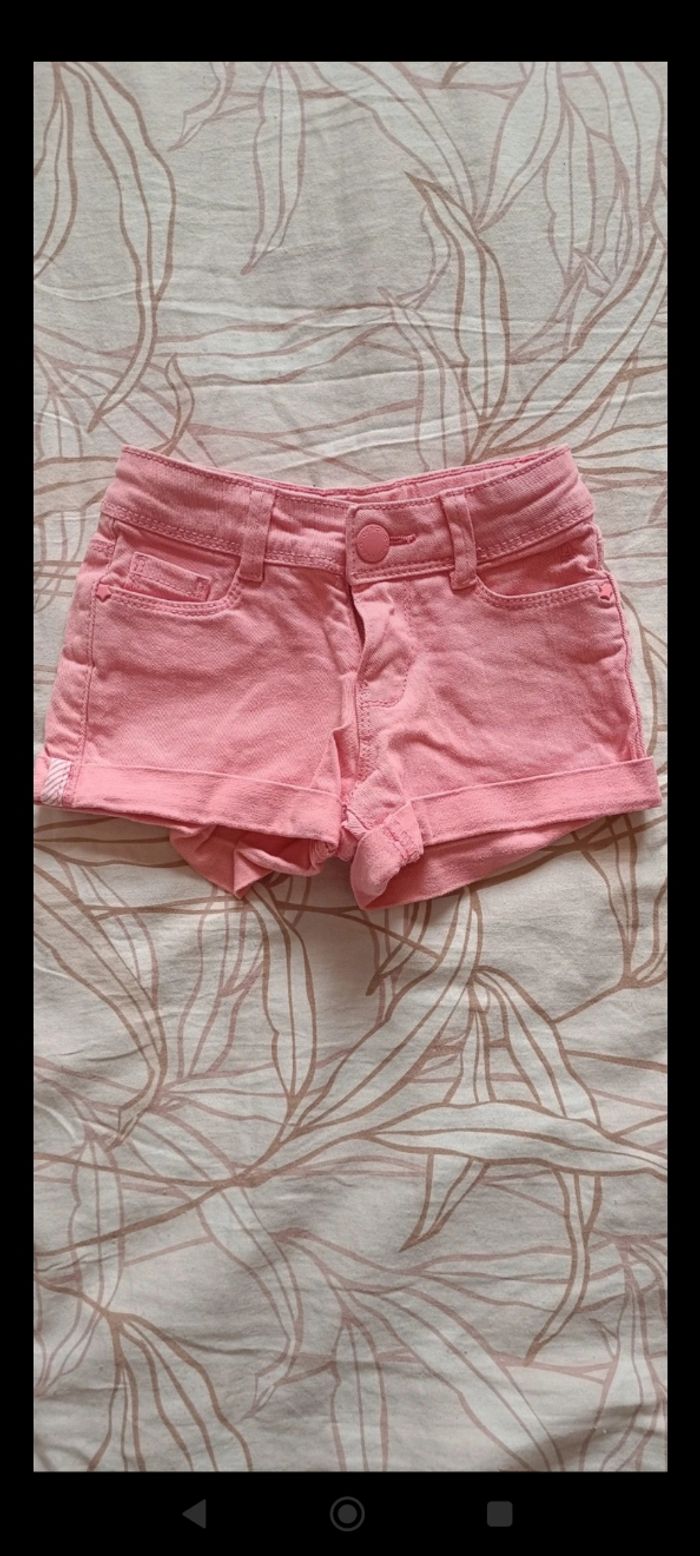 Short Okaïdi