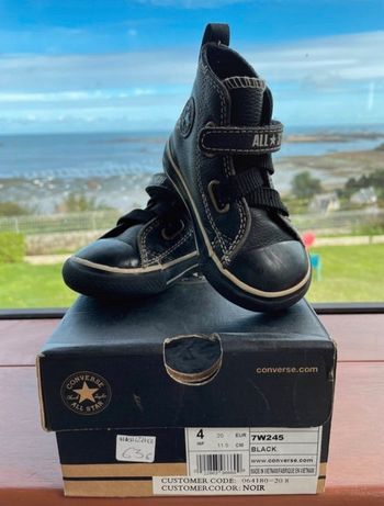Chaussures baskets converse cuir noir taille 20