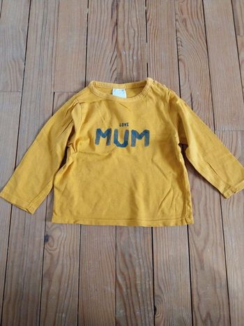 T-shirt moutarde "Mum" kiabi (18M)
